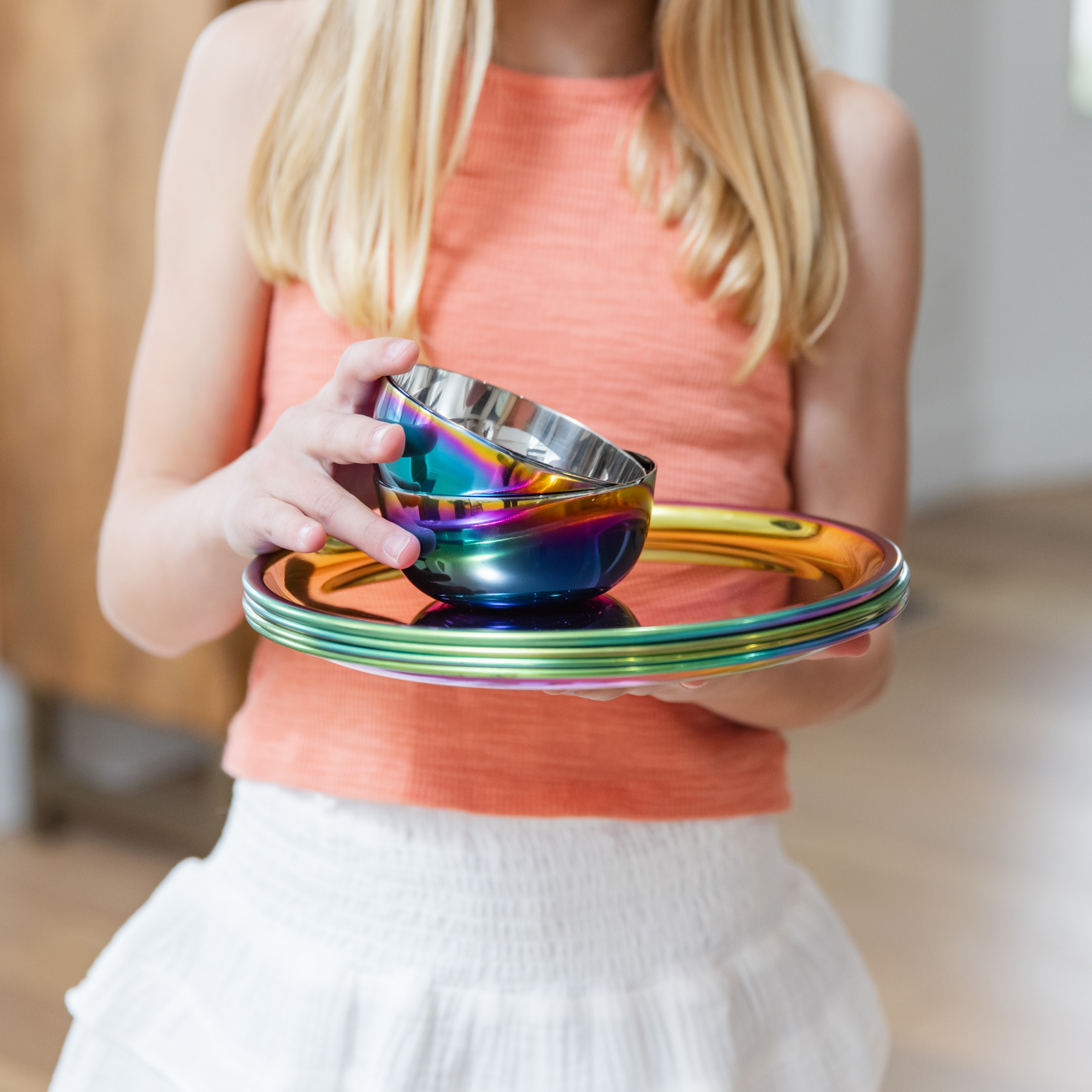 Girl_with_stack_of_PP_and_bowls_square2.png