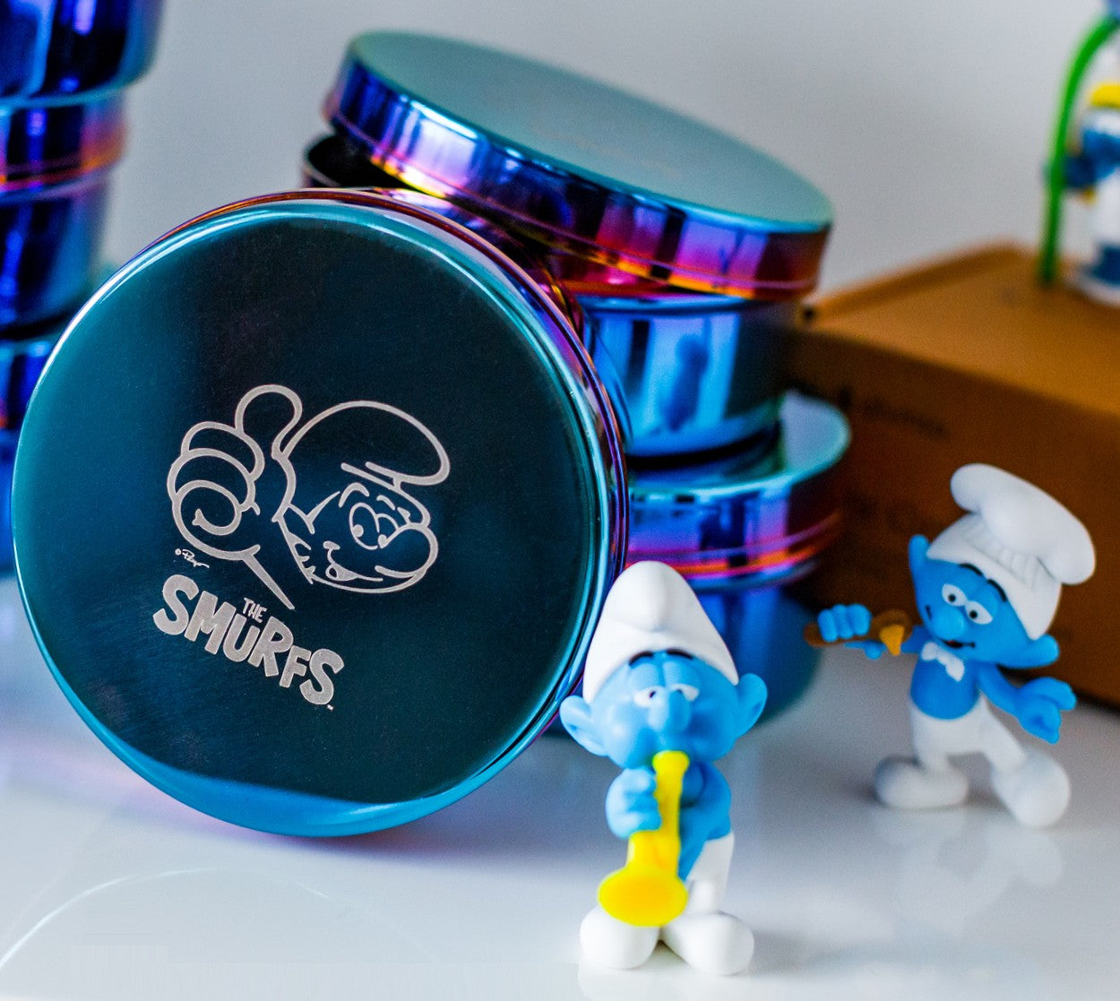 The_Smurfs_heroes_mobile_NO_text7.jpg