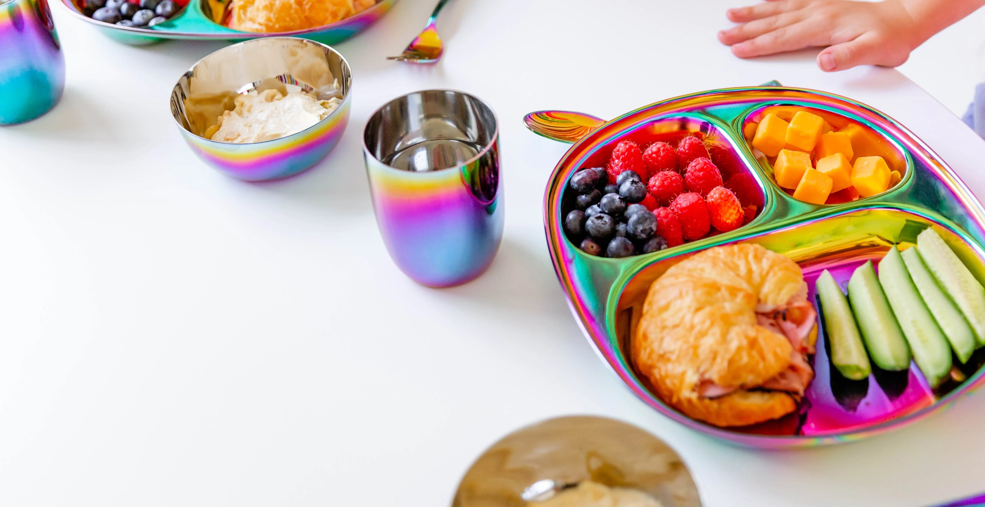 rainbow_mealtime_hero_desktop.webp