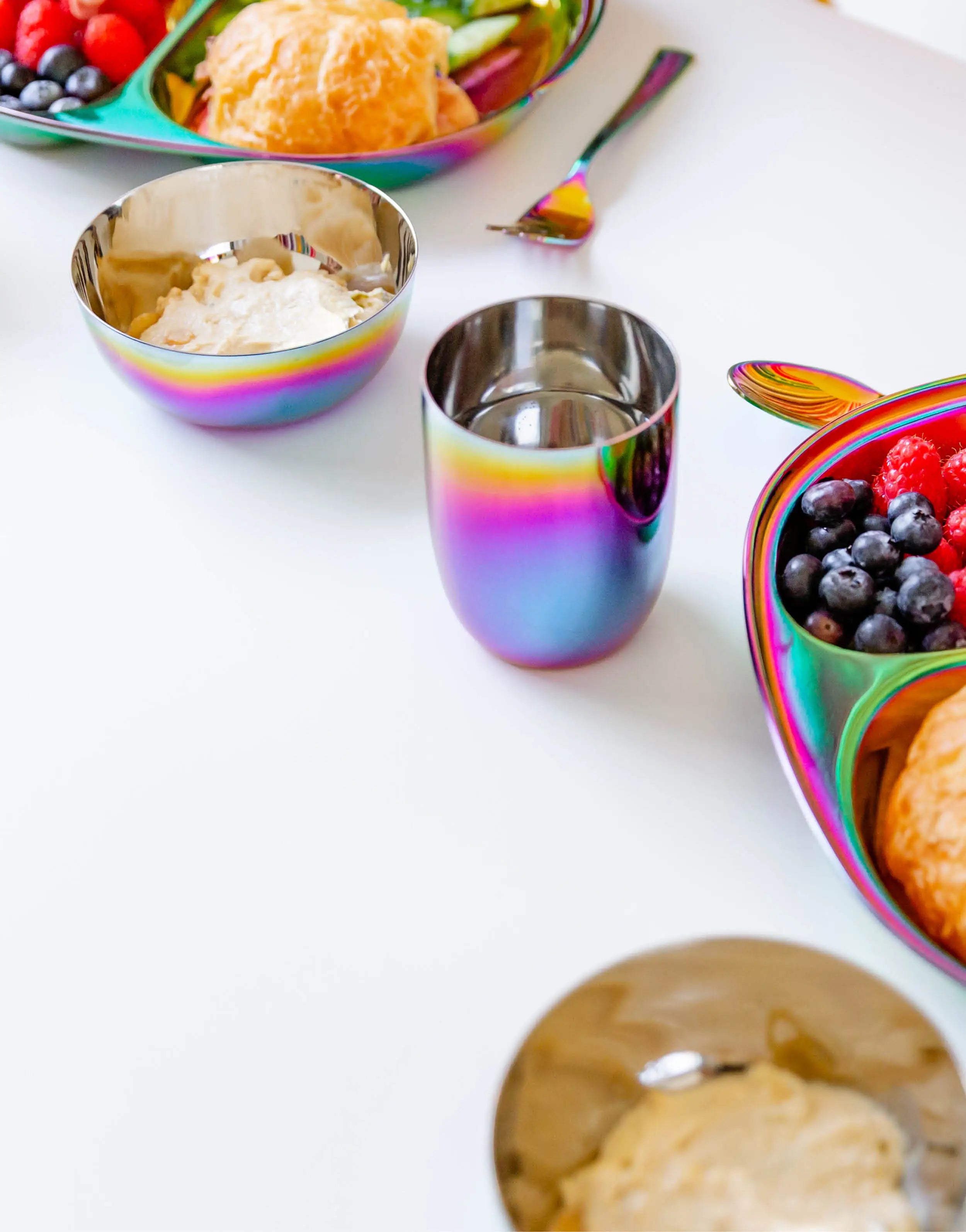 rainbow_mealtime_hero_mobile.webp